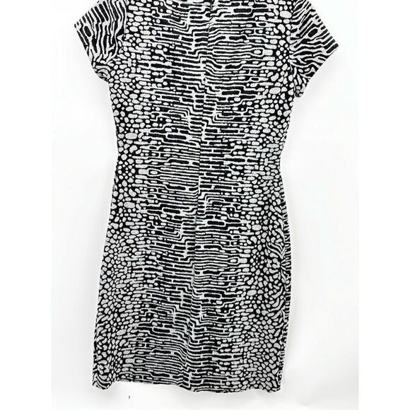 Calvin Klein Women’s Dress Size 8P Black Gray Abstract Print Short Sleeve - Picture 6 of 16